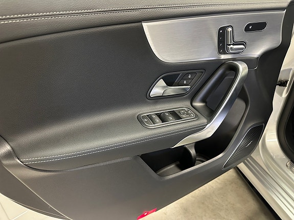 Mercedes-Benz A45 9 of 18