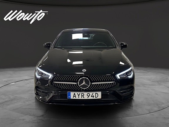 Mercedes-Benz CLA180 2 of 15