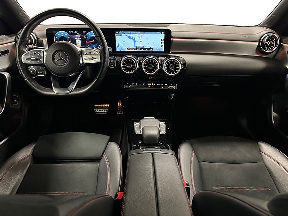 Mercedes-Benz CLA180 10 of 15