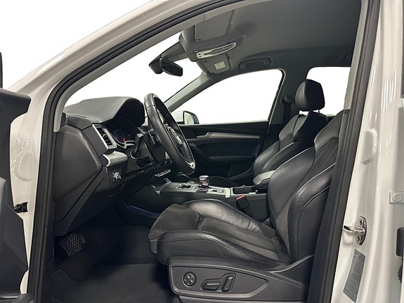 Audi Q5 8 of 15