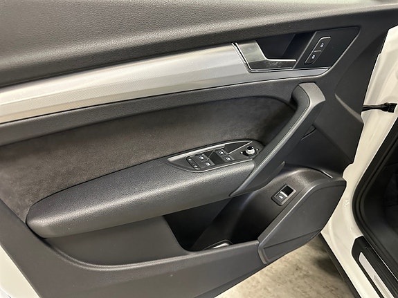 Audi Q5 9 of 15