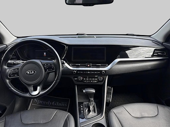 Kia Niro 8 of 15