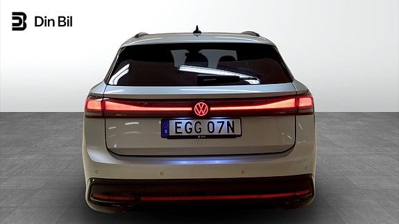 Volkswagen ID.7 5 of 13