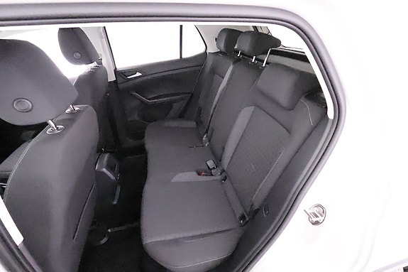 Volkswagen T-Cross 15 of 18