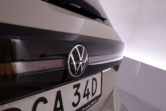 Volkswagen T-Cross 10 of 18