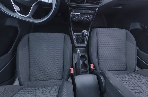 Volkswagen T-Cross 9 of 18