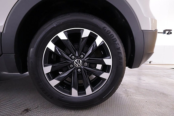 Volkswagen T-Cross 14 of 18