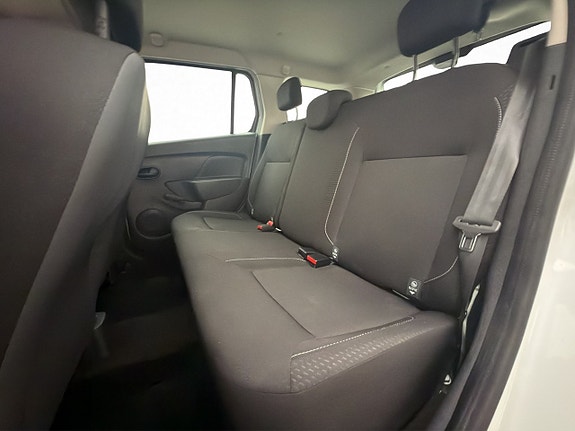 Dacia Logan 25 of 30