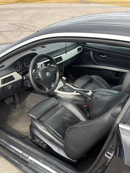 BMW 335d 5 of 7