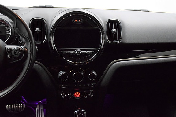 MINI Countryman Cooper 6 of 22