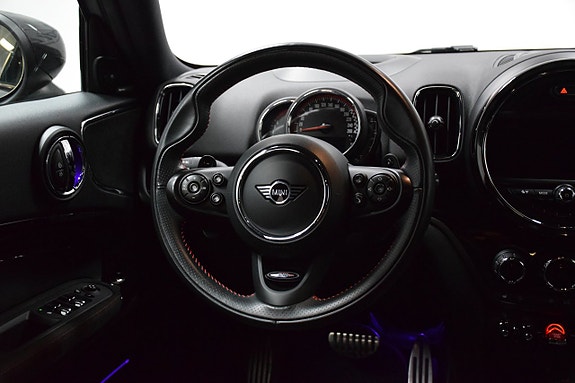 MINI Countryman Cooper 3 of 22