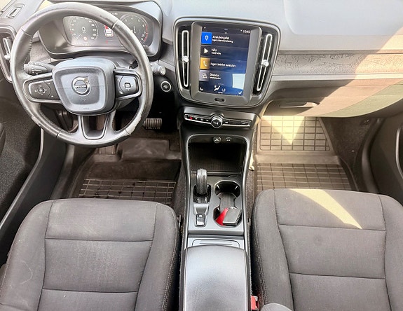 Volvo XC40 20 of 26