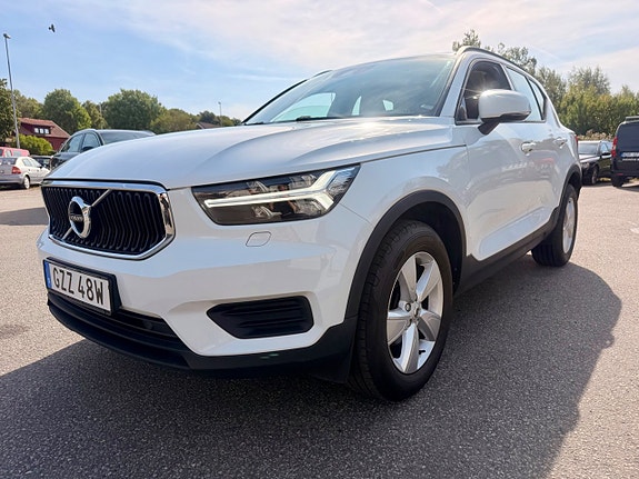 Volvo XC40 10 of 26
