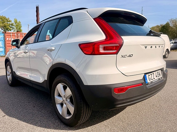 Volvo XC40 11 of 26
