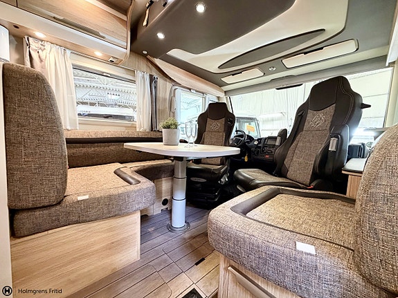 Knaus Sky I 700 8 of 21