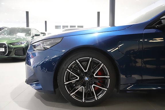 BMW M5 8 of 14
