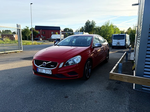 Volvo S60 3 of 18