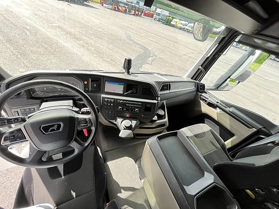 MAN TGS 18.400 4x2 LL 9 of 12