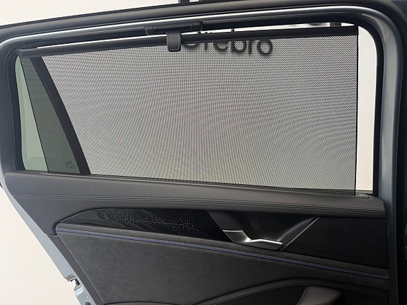 Volkswagen Passat 24 of 30