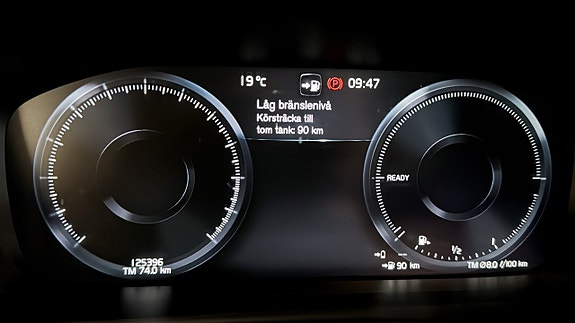Volvo XC90 21 of 24