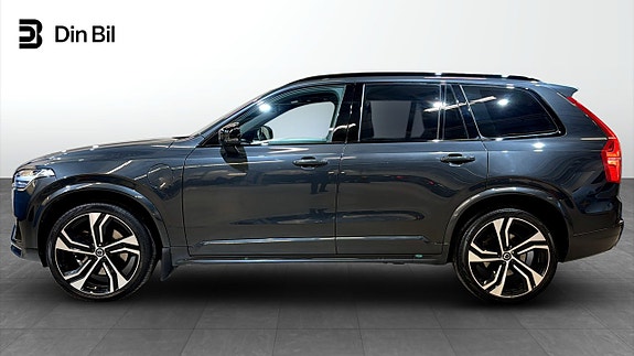 Volvo XC90 2 of 24