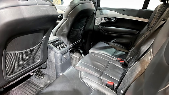 Volvo XC90 12 of 24