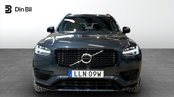 Volvo XC90 4 of 24