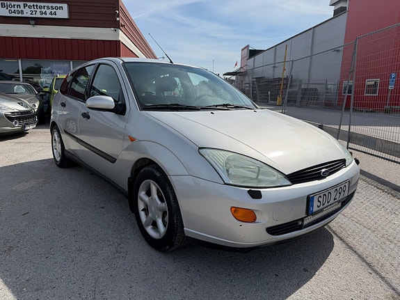 Ford Focus 9 of 25