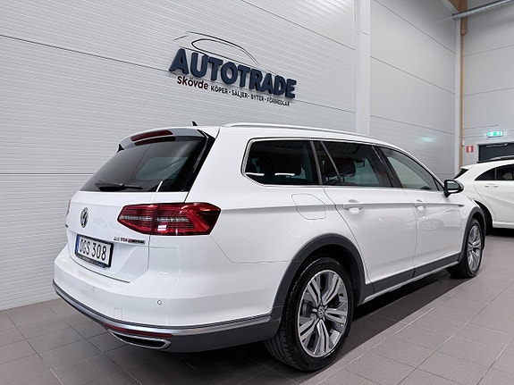 Volkswagen Passat Alltrack 6 of 19