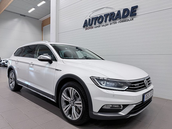 Volkswagen Passat Alltrack 4 of 19