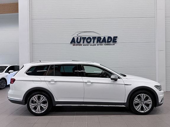 Volkswagen Passat Alltrack 5 of 19