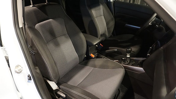 Suzuki Vitara 8 of 16
