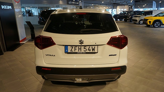 Suzuki Vitara 5 of 16