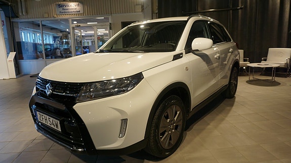Suzuki Vitara 3 of 16