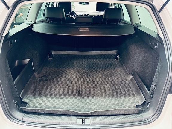 Volkswagen Passat Alltrack 16 of 16