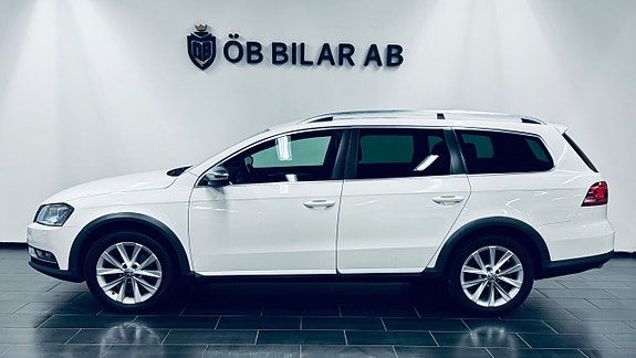 Volkswagen Passat Alltrack 4 of 16