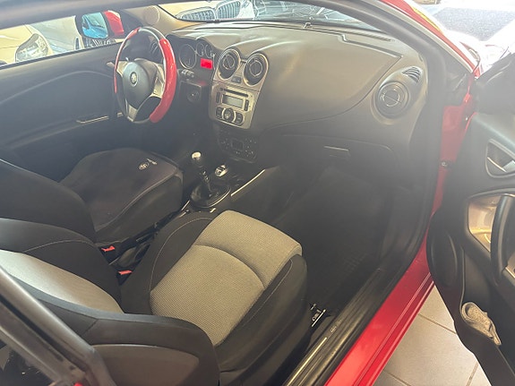 Alfa Romeo MiTo 9 of 10
