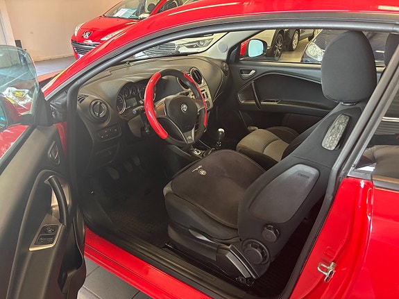 Alfa Romeo MiTo 7 of 10