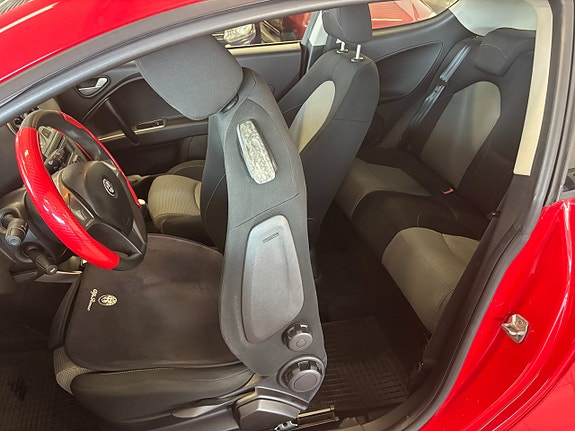 Alfa Romeo MiTo 10 of 10