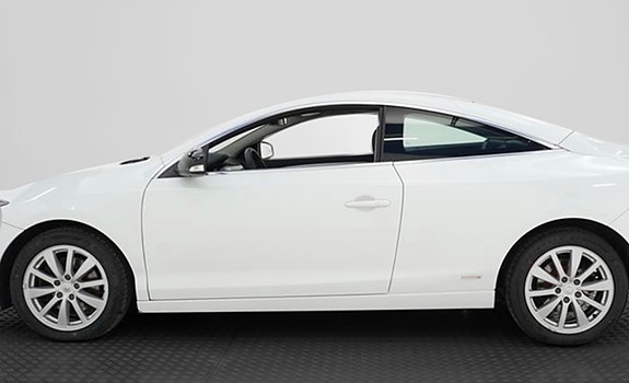 Renault Laguna 2 of 9