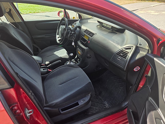 Citroen C4 11 of 15