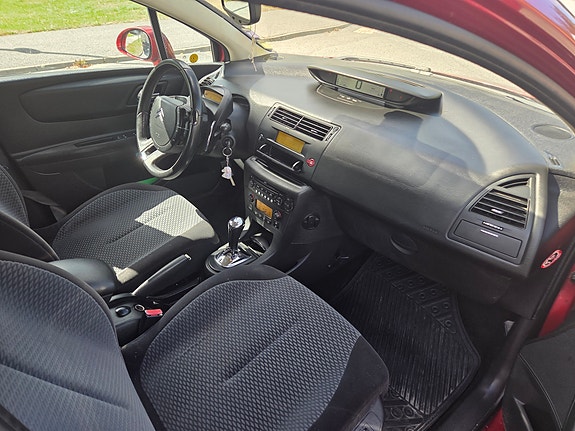 Citroen C4 12 of 15