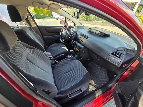 Citroen C4 3 of 15
