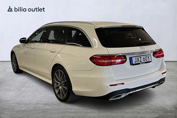 Mercedes-Benz E220 6 of 26