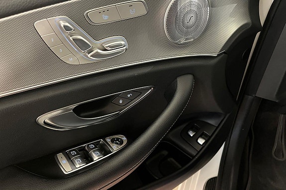 Mercedes-Benz E220 20 of 26