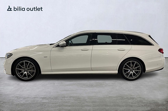 Mercedes-Benz E220 5 of 26