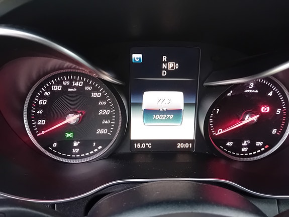 Mercedes-Benz C250 9 of 12