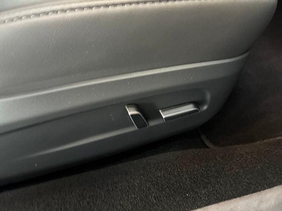 Tesla Model 3 17 of 26