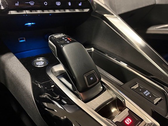 Peugeot 3008 10 of 16
