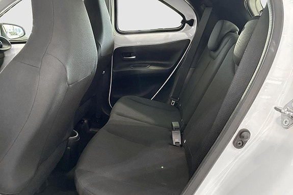 Toyota Aygo X 9 of 12